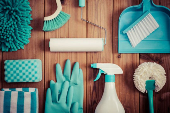 Servicii profesionale de curatenie - birou, acasa, scari de bloc